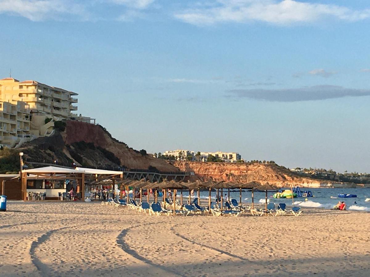 Cosy, Seaview Apartment, Close To Beach And Bars -Edificio Rhin Кампоамор Екстериор снимка