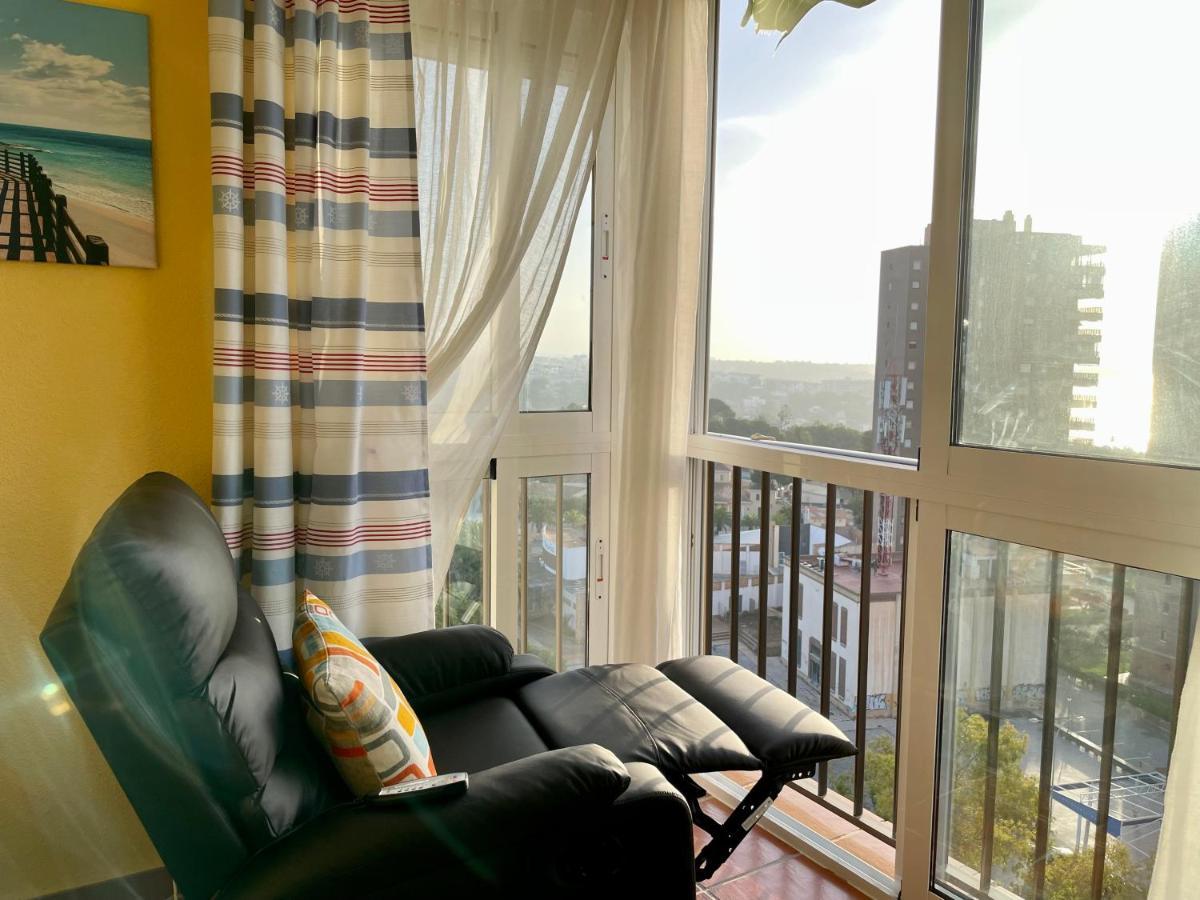 Cosy, Seaview Apartment, Close To Beach And Bars -Edificio Rhin Кампоамор Екстериор снимка